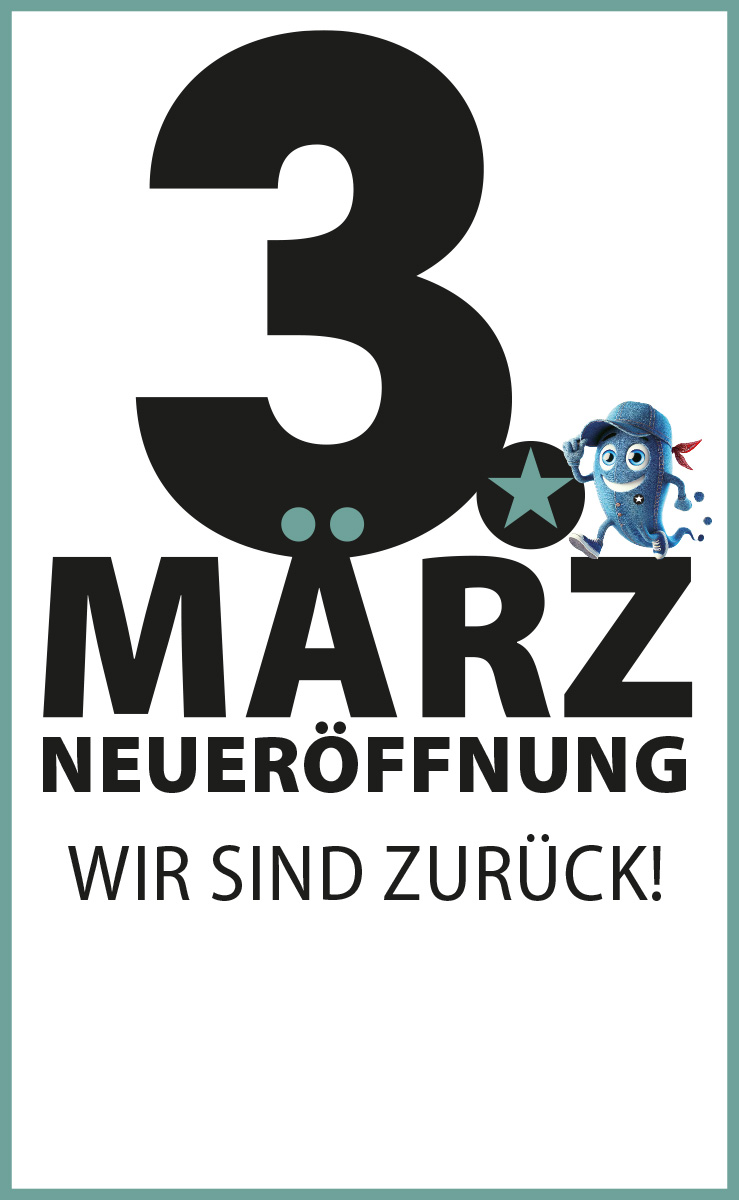 Große schwarze Zahl 3 mit Schriftzug „März Neueröffnung – Wir sind zurück!“ und Jeans-Maskottchen auf hellem Hintergrund.