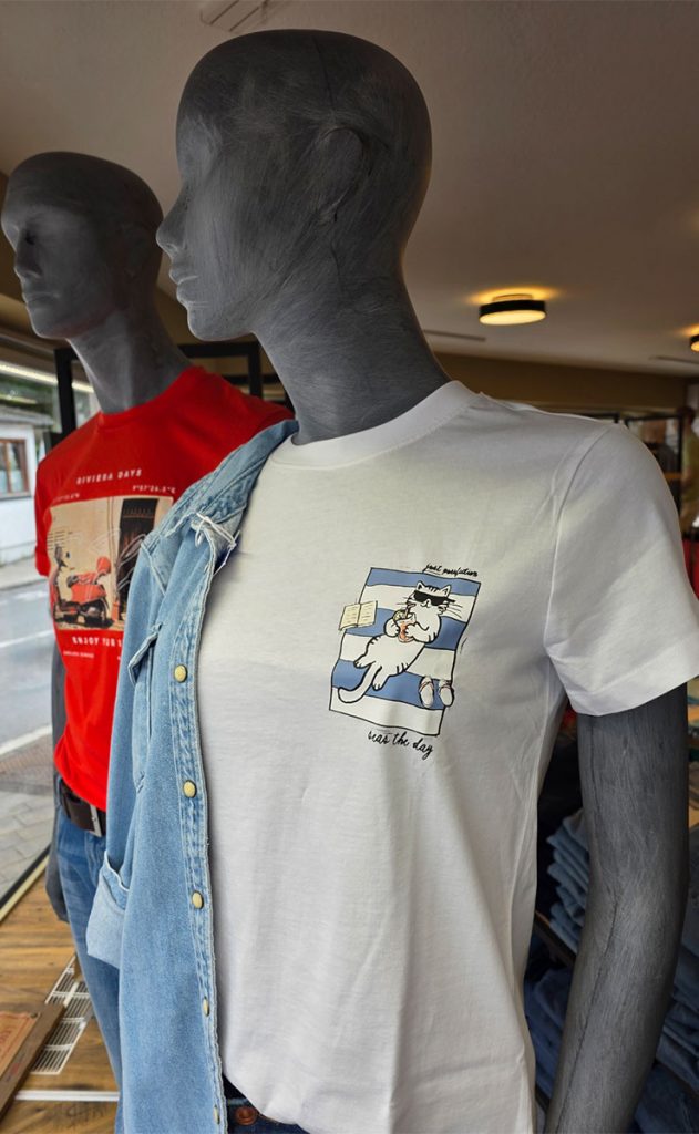 Weißes Damen T-Shirt mit Print und Denim Overshirt