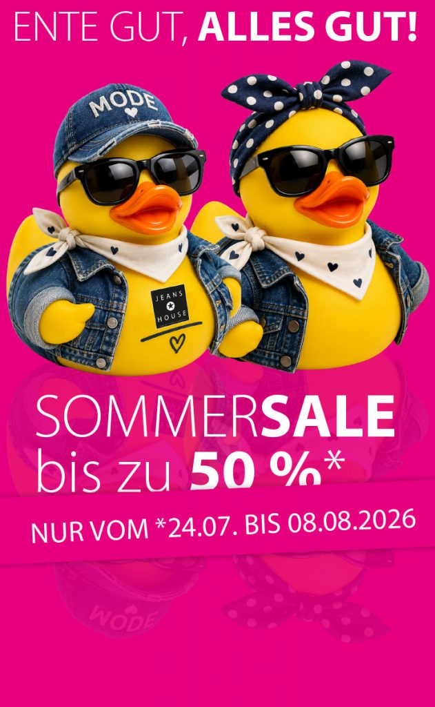 Zwei gelbe Mode-Enten mit Jeansjacken, Sonnenbrillen und modischen Accessoires werben für den JEANS HOUSE Sommersale in Olching. Bis zu 50 % Rabatt vom 24. Juli bis 8. August 2026.